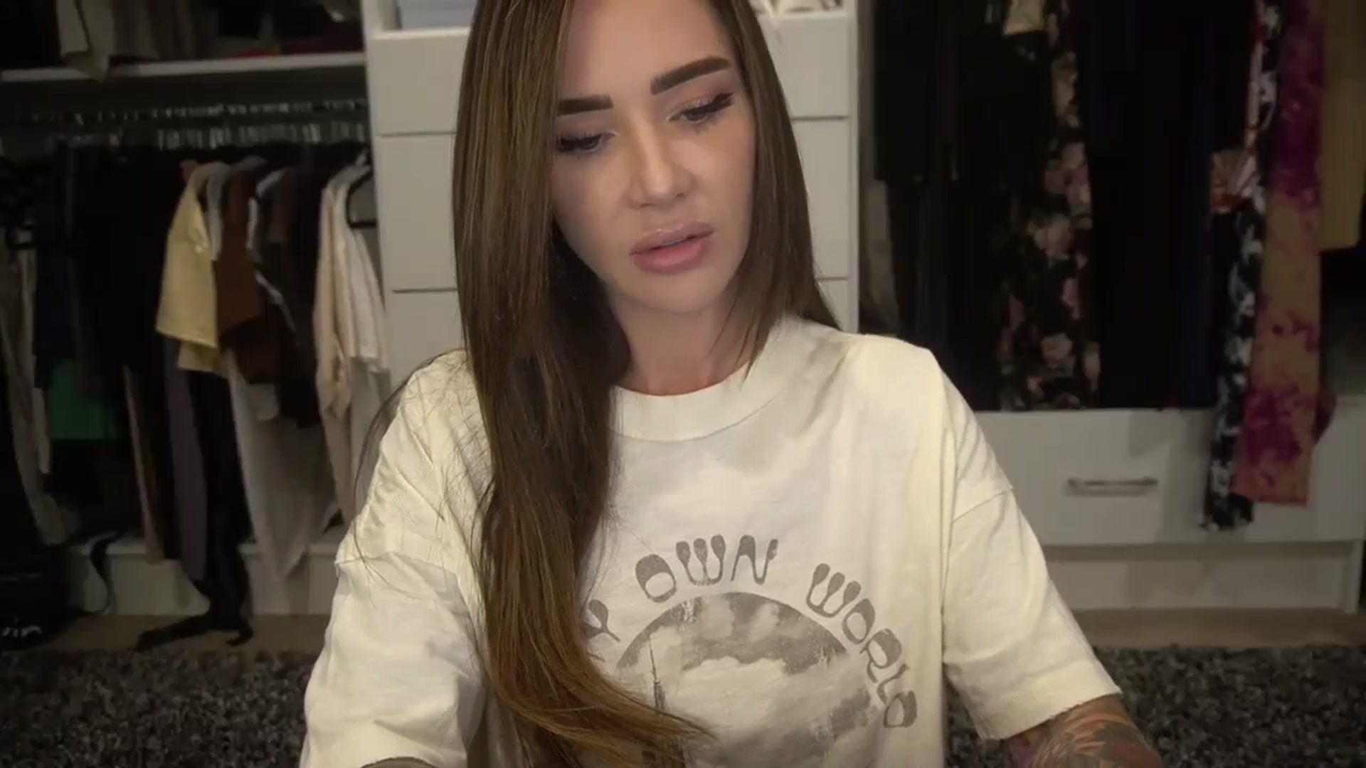 Gallery image thumbnail from VapePapi's myfreecams stream on, 08/06/2023, 20:03 image 18 of 20