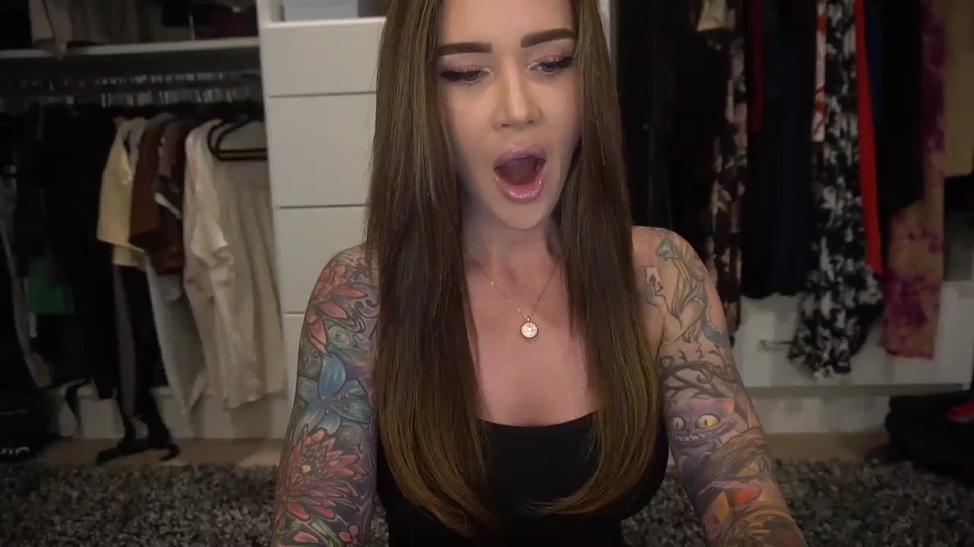 Gallery image thumbnail from VapePapi's myfreecams stream on, 08/15/2023, 21:53 image 1 of 20