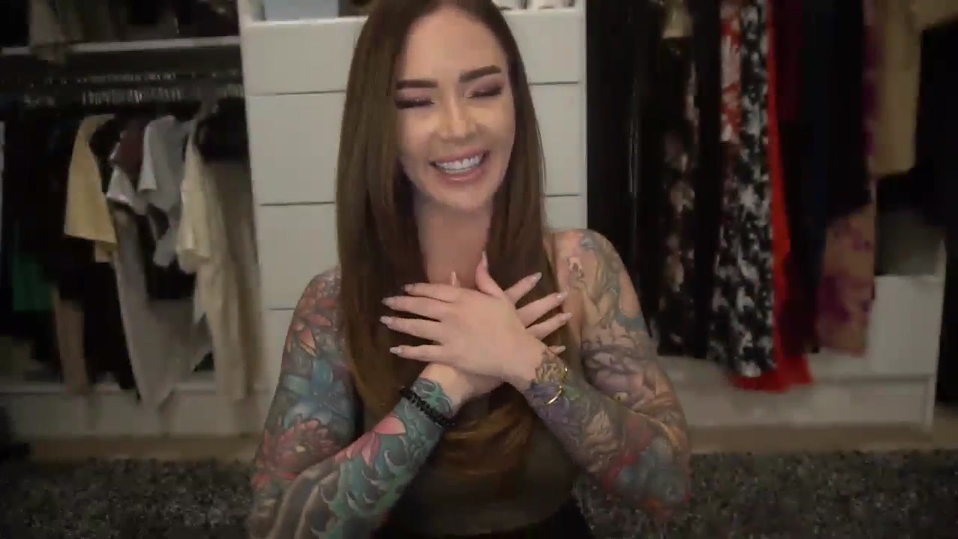 Gallery image thumbnail from VapePapi's myfreecams stream on, 09/10/2023, 20:00 image 13 of 20