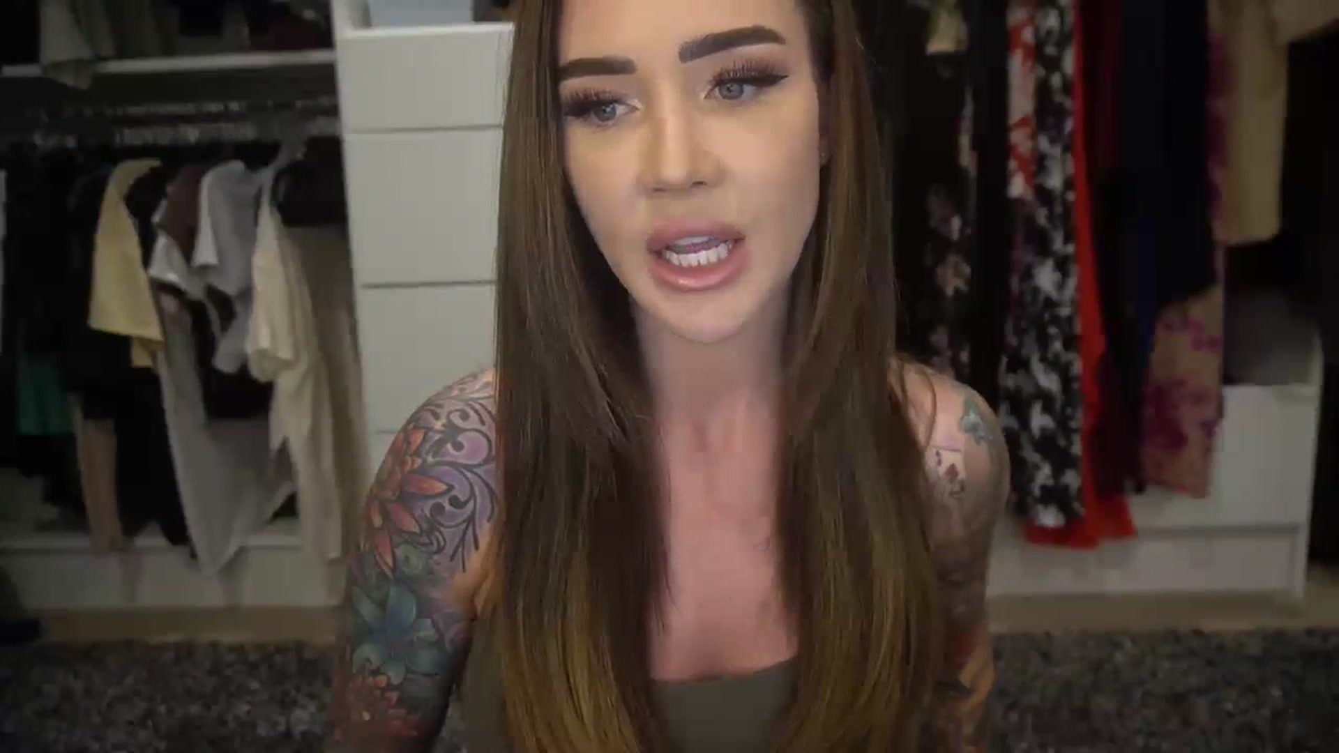 Gallery image thumbnail from VapePapi's myfreecams stream on, 09/10/2023, 20:00 image 7 of 20