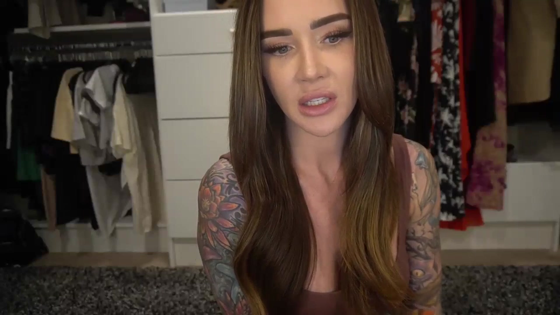 Gallery image thumbnail from VapePapi's myfreecams stream on, 09/18/2023, 21:57 image 20 of 20