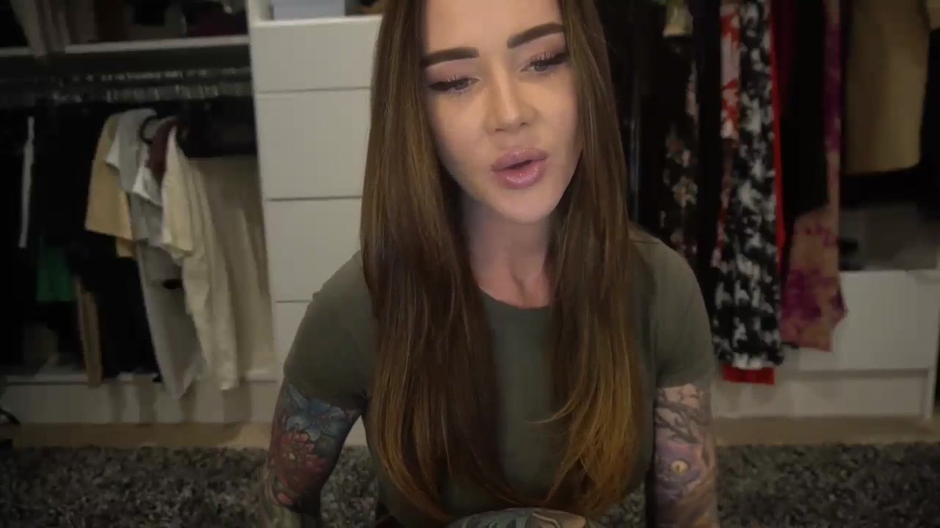 Gallery image thumbnail from VapePapi's myfreecams stream on, 10/08/2023, 19:50 image 4 of 20