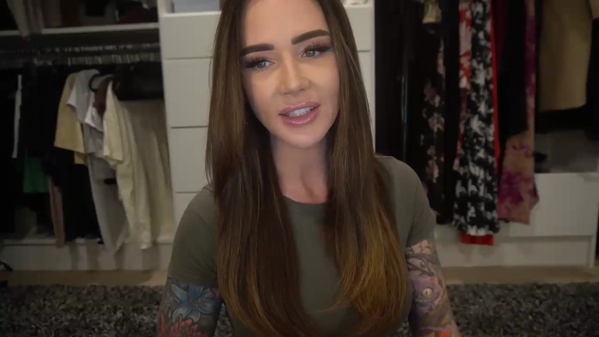 Gallery image thumbnail from VapePapi's myfreecams stream on, 10/08/2023, 19:50 image 8 of 20