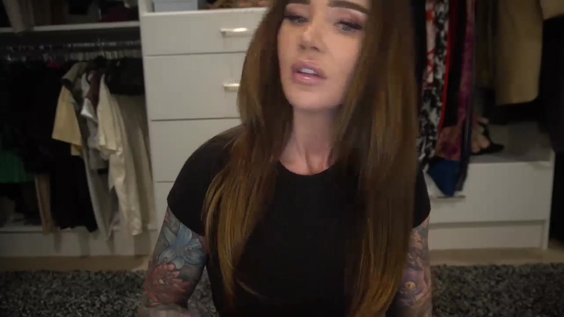 Gallery image thumbnail from VapePapi's myfreecams stream on, 10/13/2023, 21:55 image 16 of 20