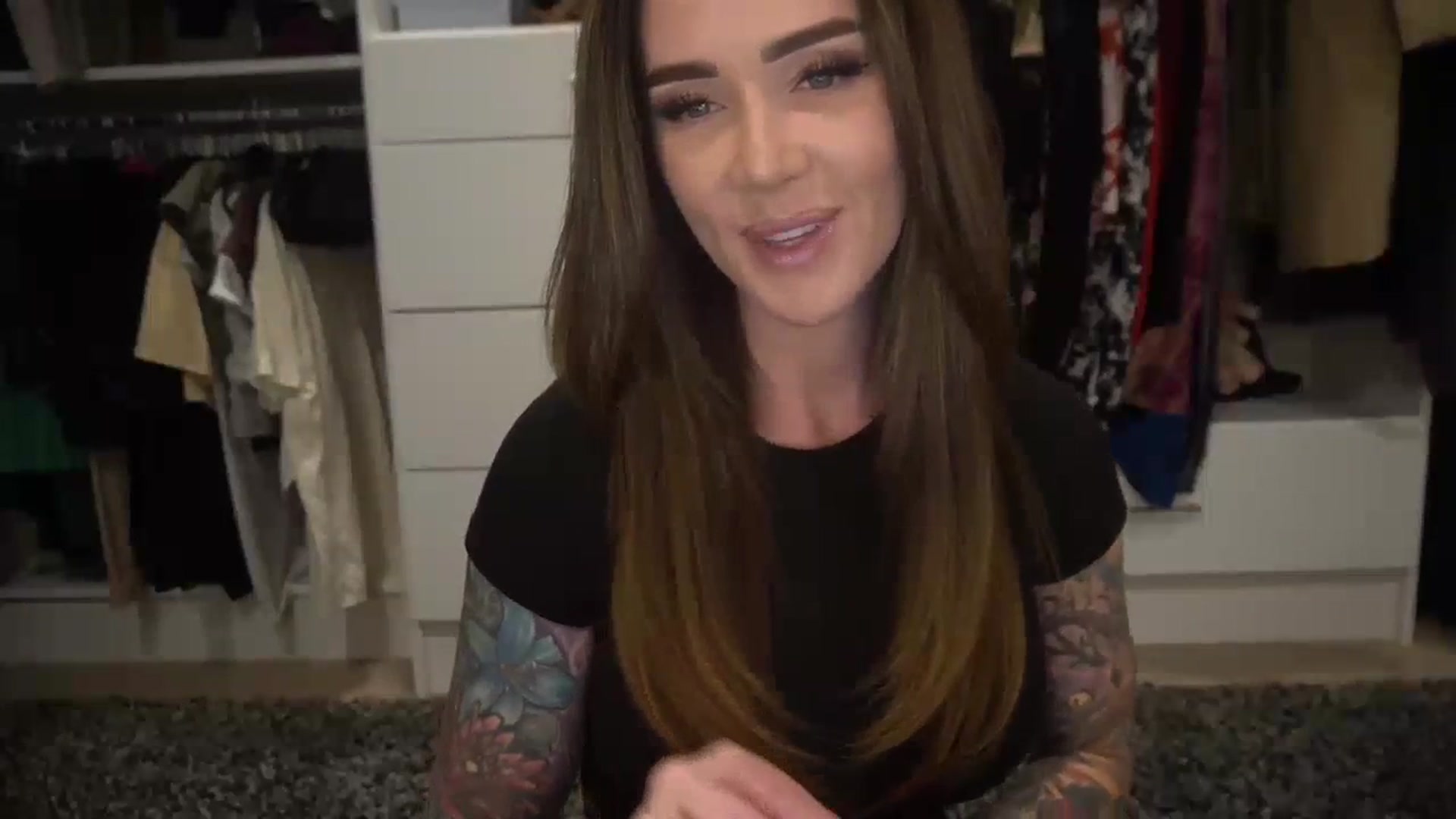 Gallery image thumbnail from VapePapi's myfreecams stream on, 10/13/2023, 21:55 image 7 of 20