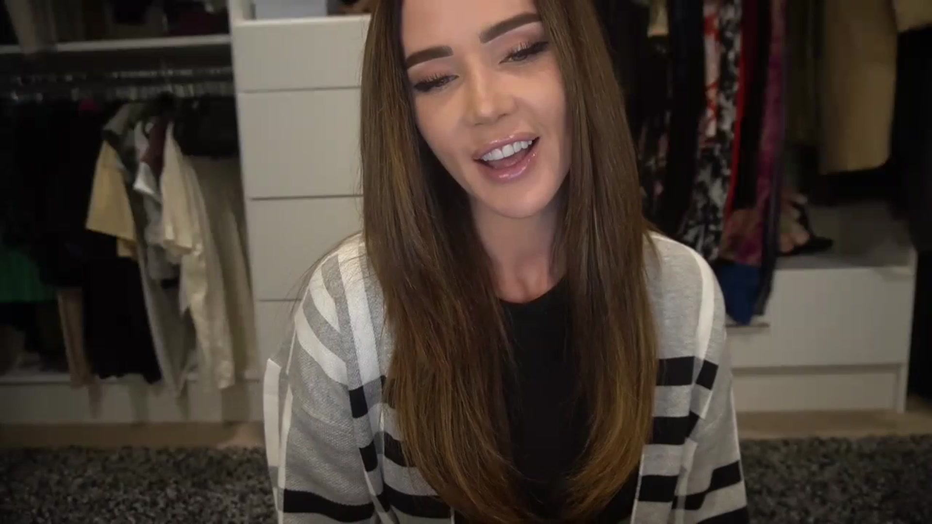 Gallery image thumbnail from VapePapi's myfreecams stream on, 10/13/2023, 21:55 image 1 of 20