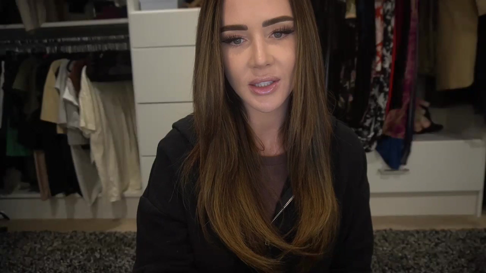 Gallery image thumbnail from VapePapi's myfreecams stream on, 10/15/2023, 19:28 image 1 of 20