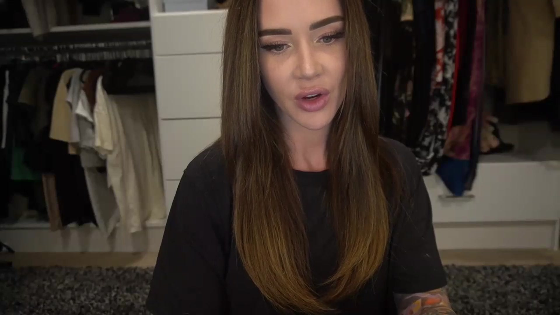 Gallery image thumbnail from VapePapi's myfreecams stream on, 10/16/2023, 21:53 image 14 of 20