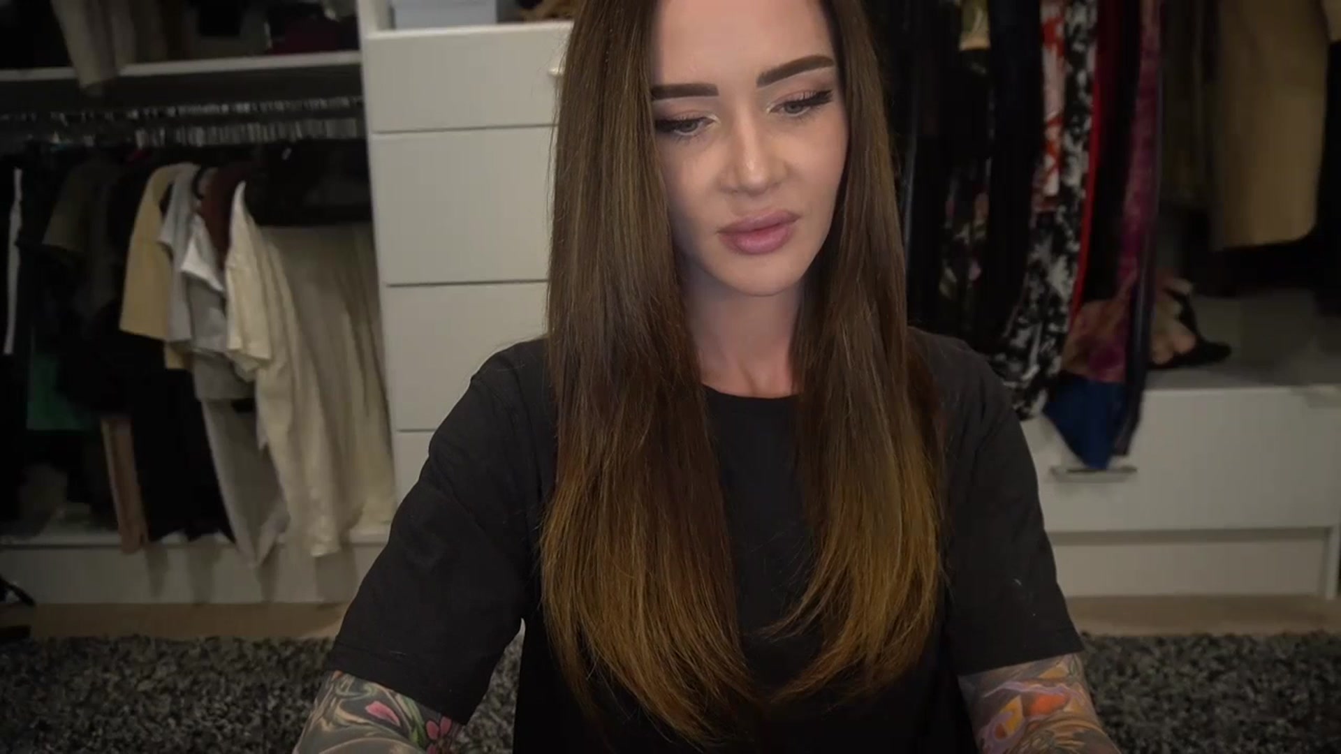 Gallery image thumbnail from VapePapi's myfreecams stream on, 10/16/2023, 21:53 image 18 of 20