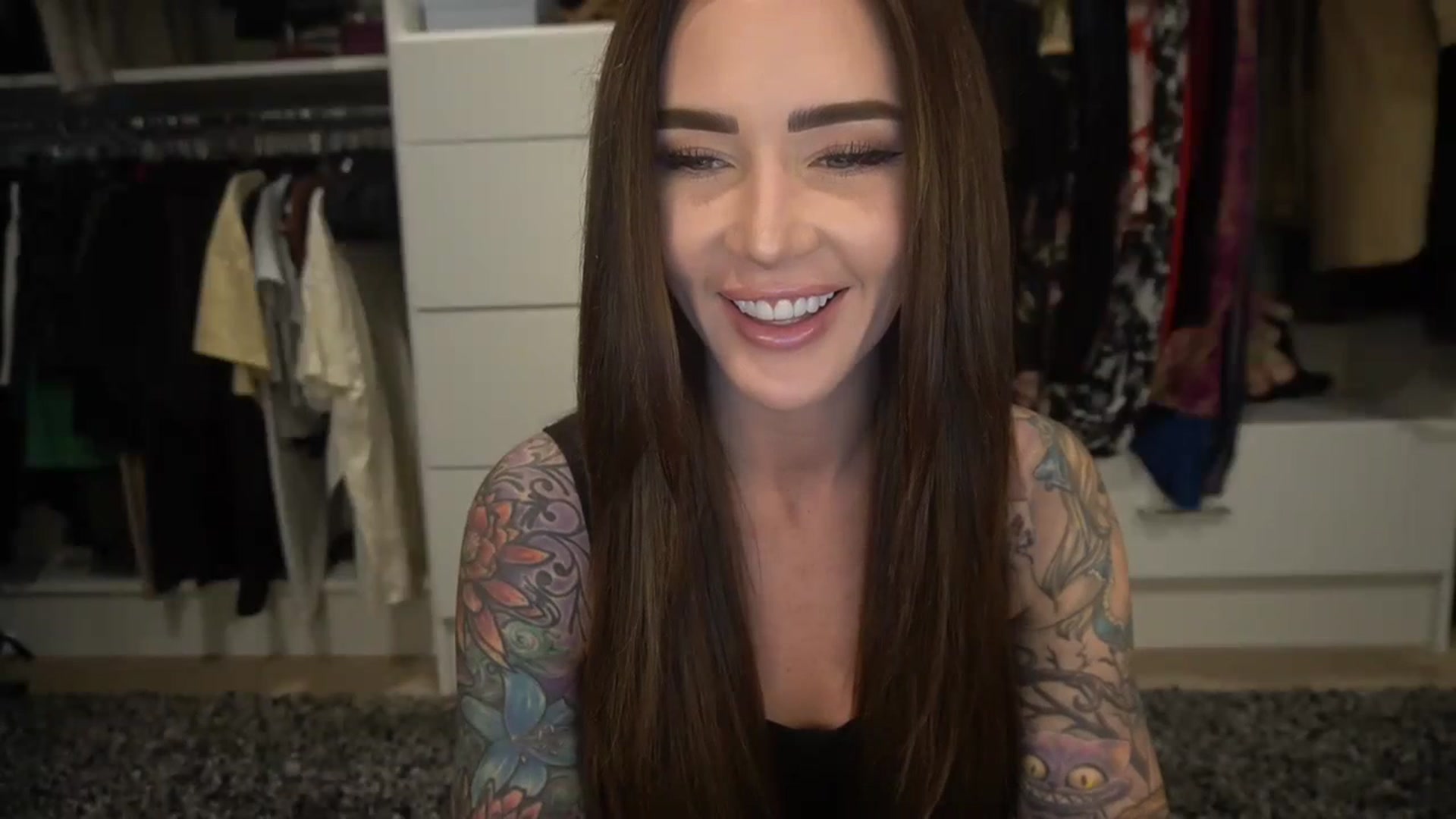 Gallery image thumbnail from VapePapi's myfreecams stream on, 10/20/2023, 21:54 image 19 of 20