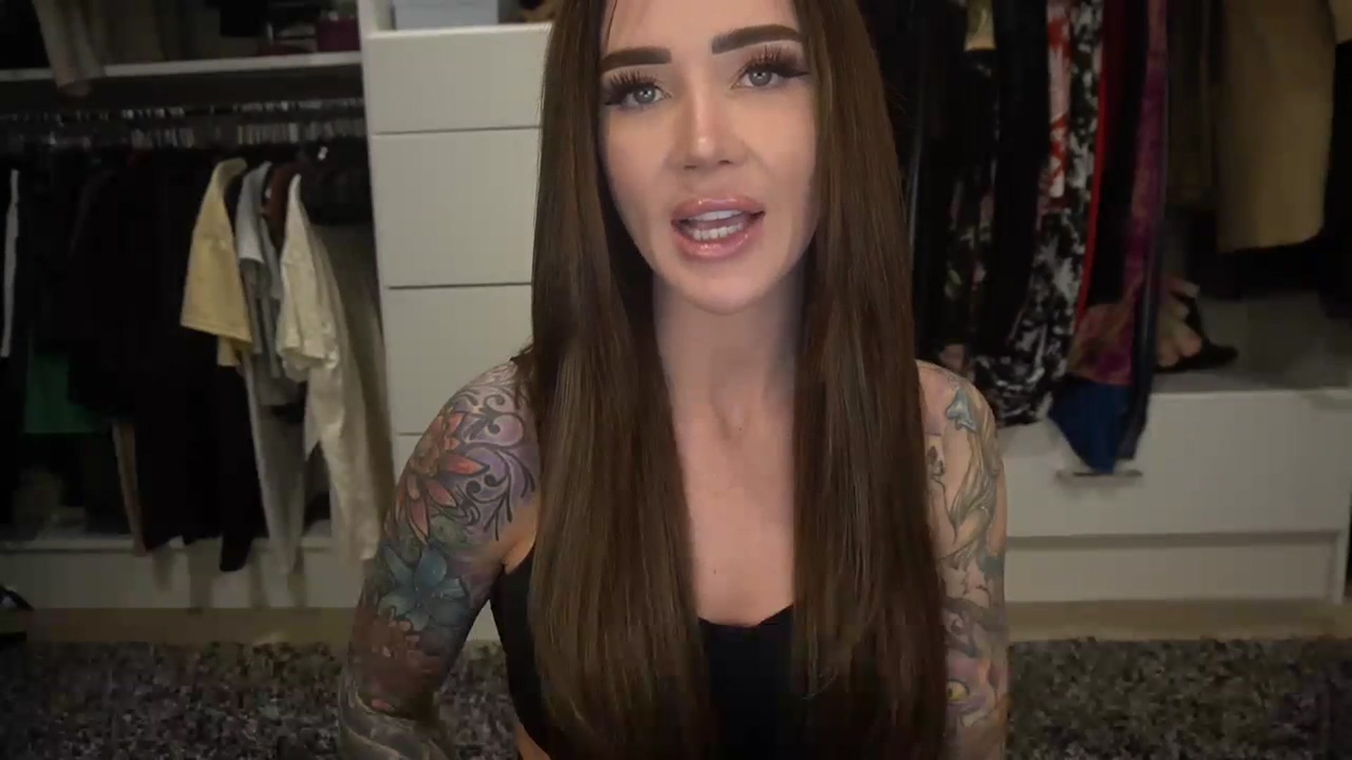 Gallery image thumbnail from VapePapi's myfreecams stream on, 10/20/2023, 21:54 image 6 of 20