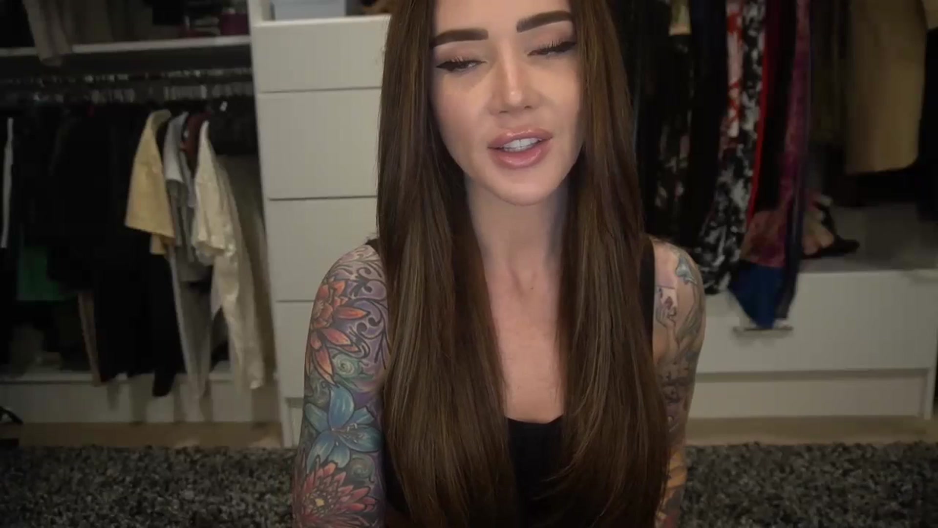 Gallery image thumbnail from VapePapi's myfreecams stream on, 10/20/2023, 21:54 image 1 of 20
