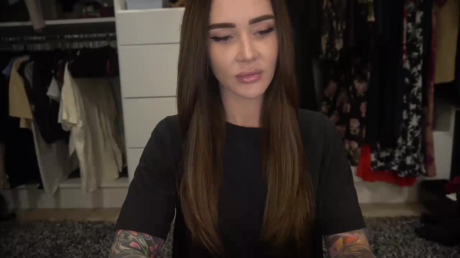 Gallery image thumbnail from VapePapi's myfreecams stream on, 10/29/2023, 19:42 image 14 of 20