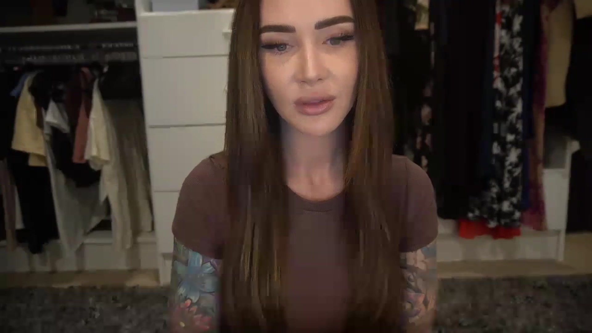 Gallery image thumbnail from VapePapi's myfreecams stream on, 11/07/2023, 22:23 image 17 of 20