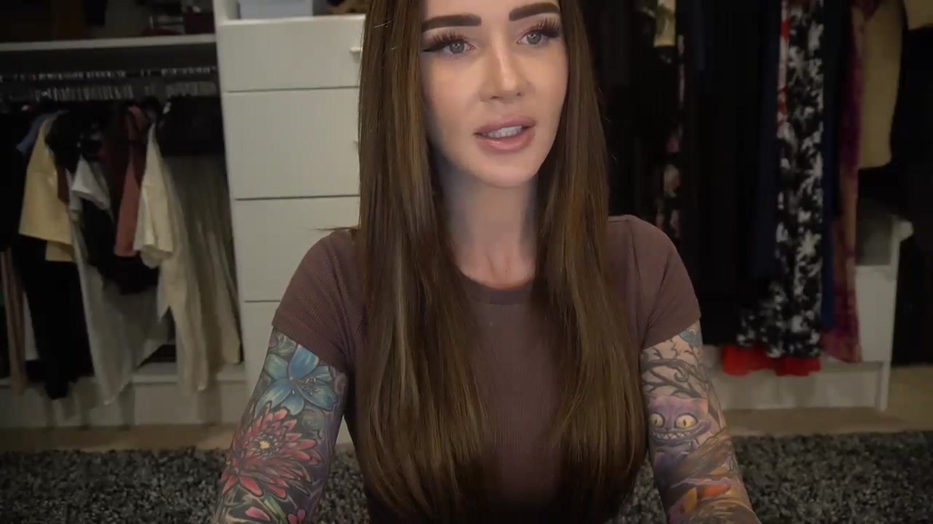 Gallery image thumbnail from VapePapi's myfreecams stream on, 11/07/2023, 22:23 image 6 of 20