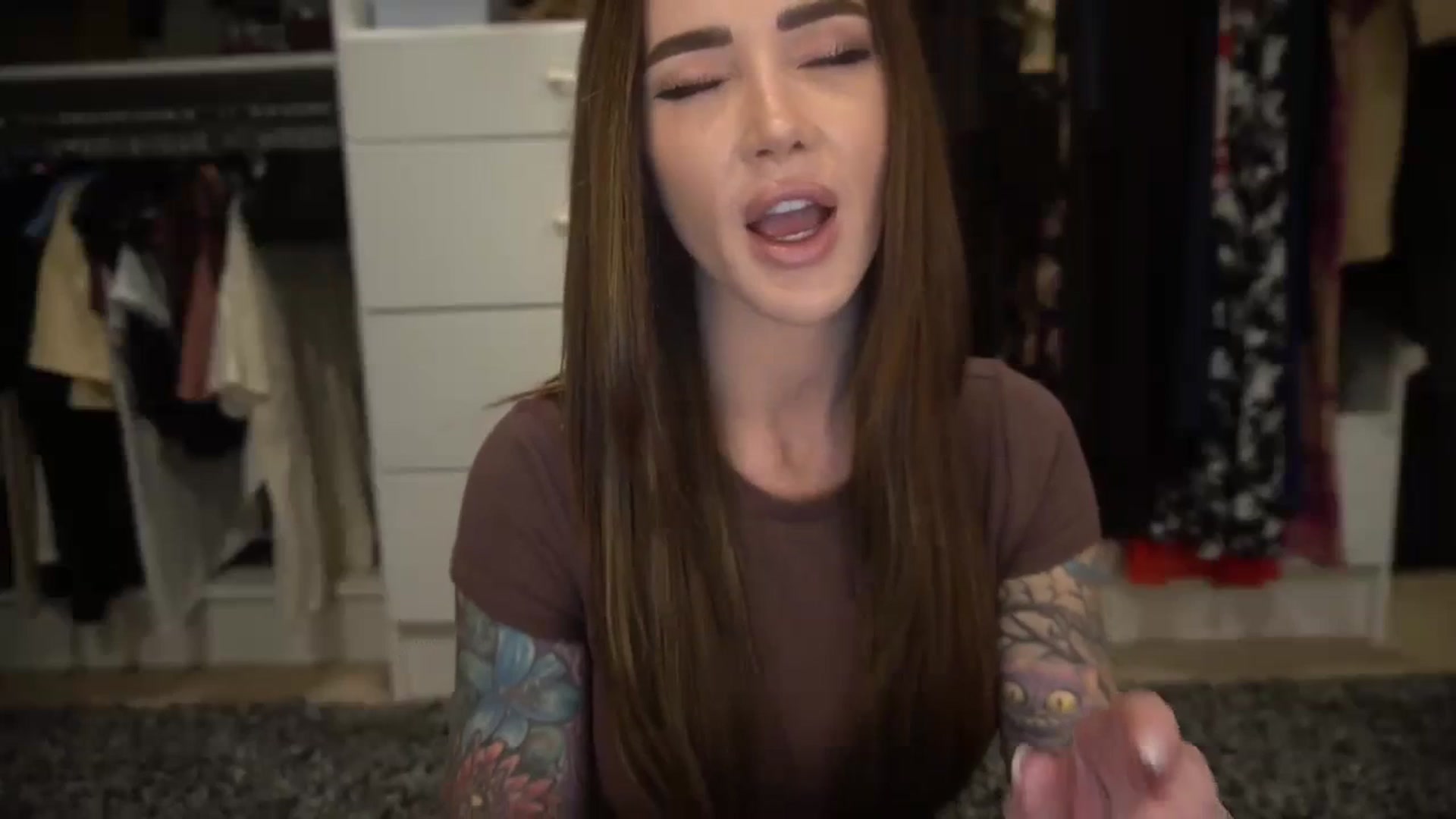 Gallery image thumbnail from VapePapi's myfreecams stream on, 11/07/2023, 22:23 image 4 of 20