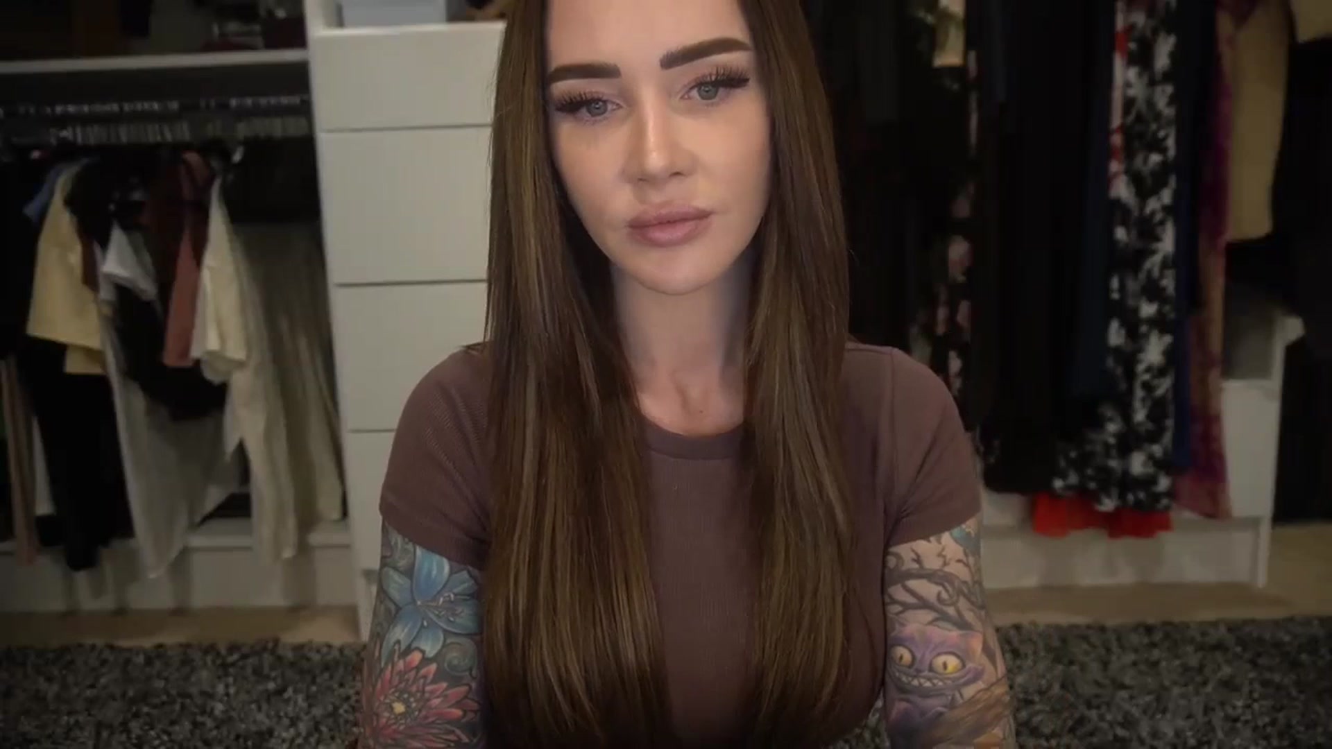 Gallery image thumbnail from VapePapi's myfreecams stream on, 11/07/2023, 22:23 image 18 of 20