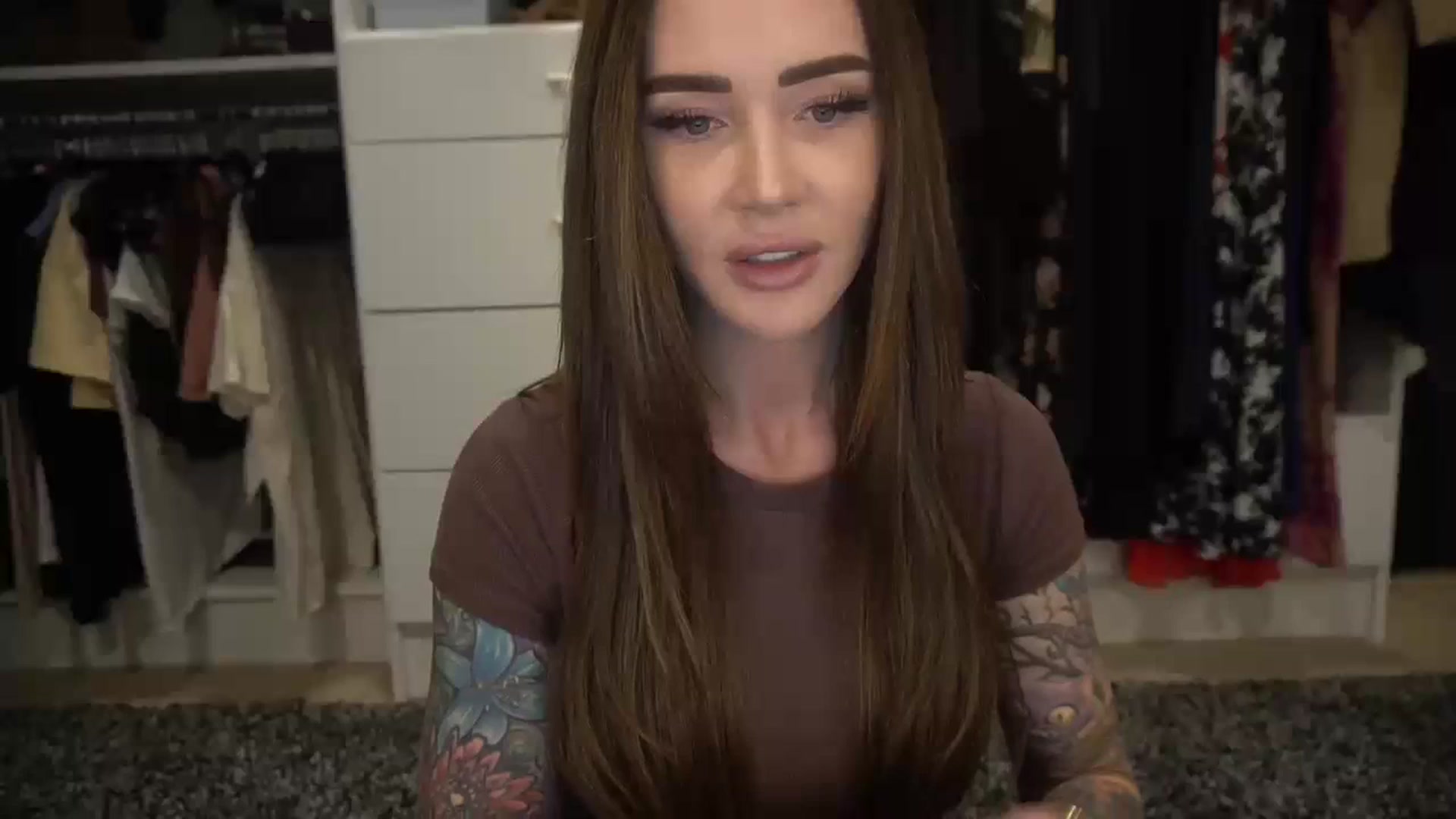 Gallery image thumbnail from VapePapi's myfreecams stream on, 11/07/2023, 22:23 image 15 of 20