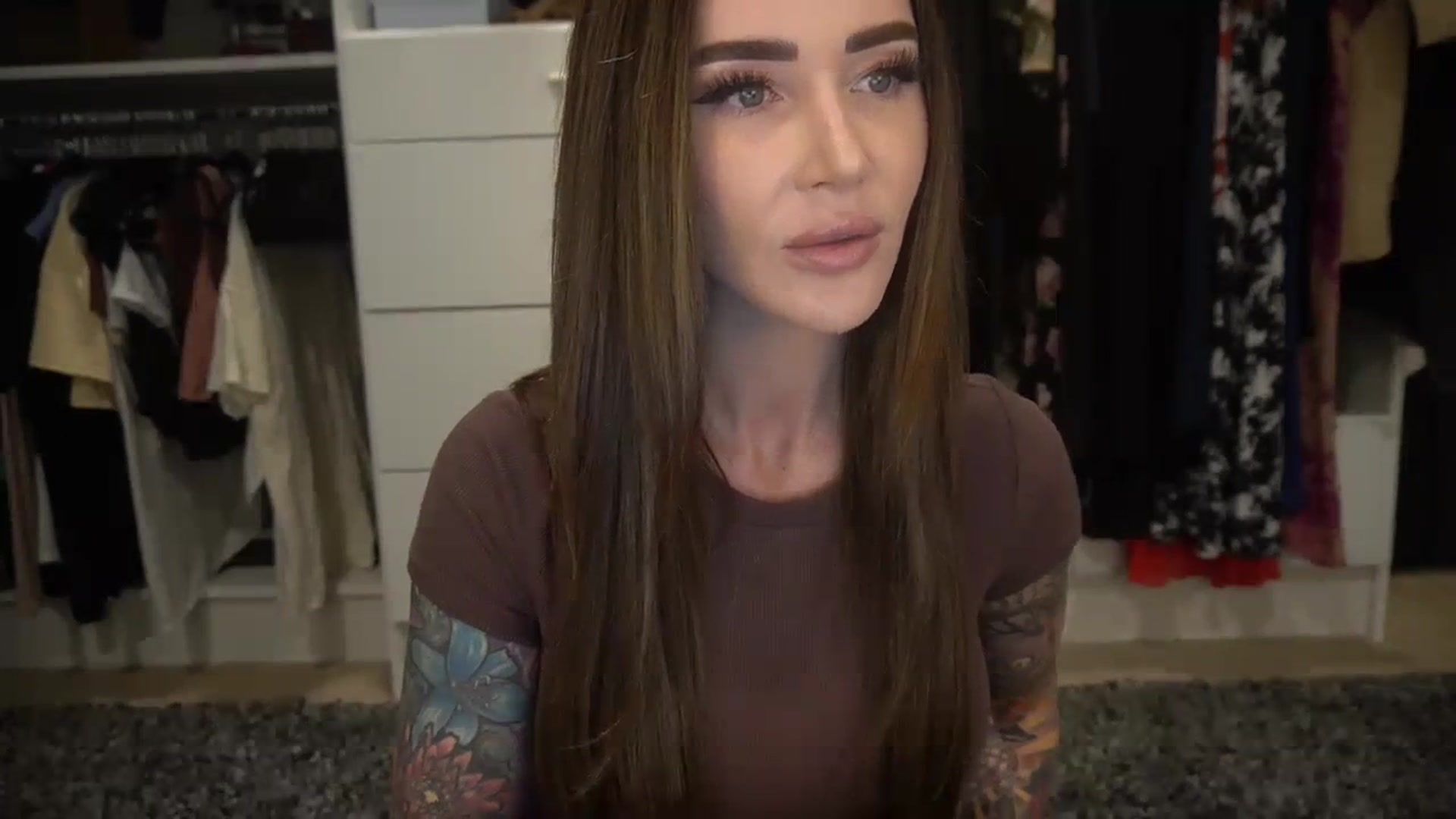 Gallery image thumbnail from VapePapi's myfreecams stream on, 11/07/2023, 22:23 image 8 of 20