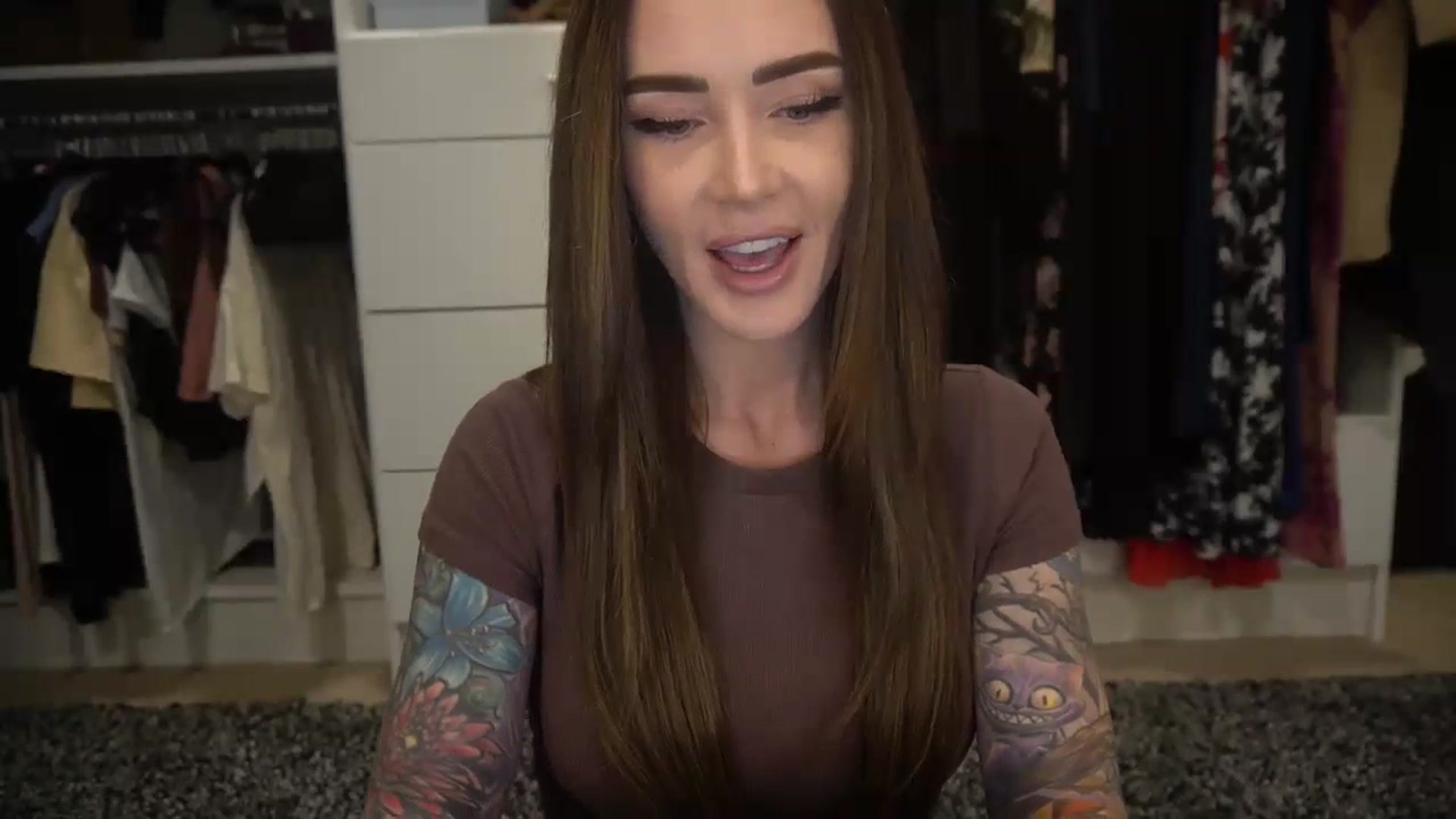 Gallery image thumbnail from VapePapi's myfreecams stream on, 11/07/2023, 22:23 image 9 of 20