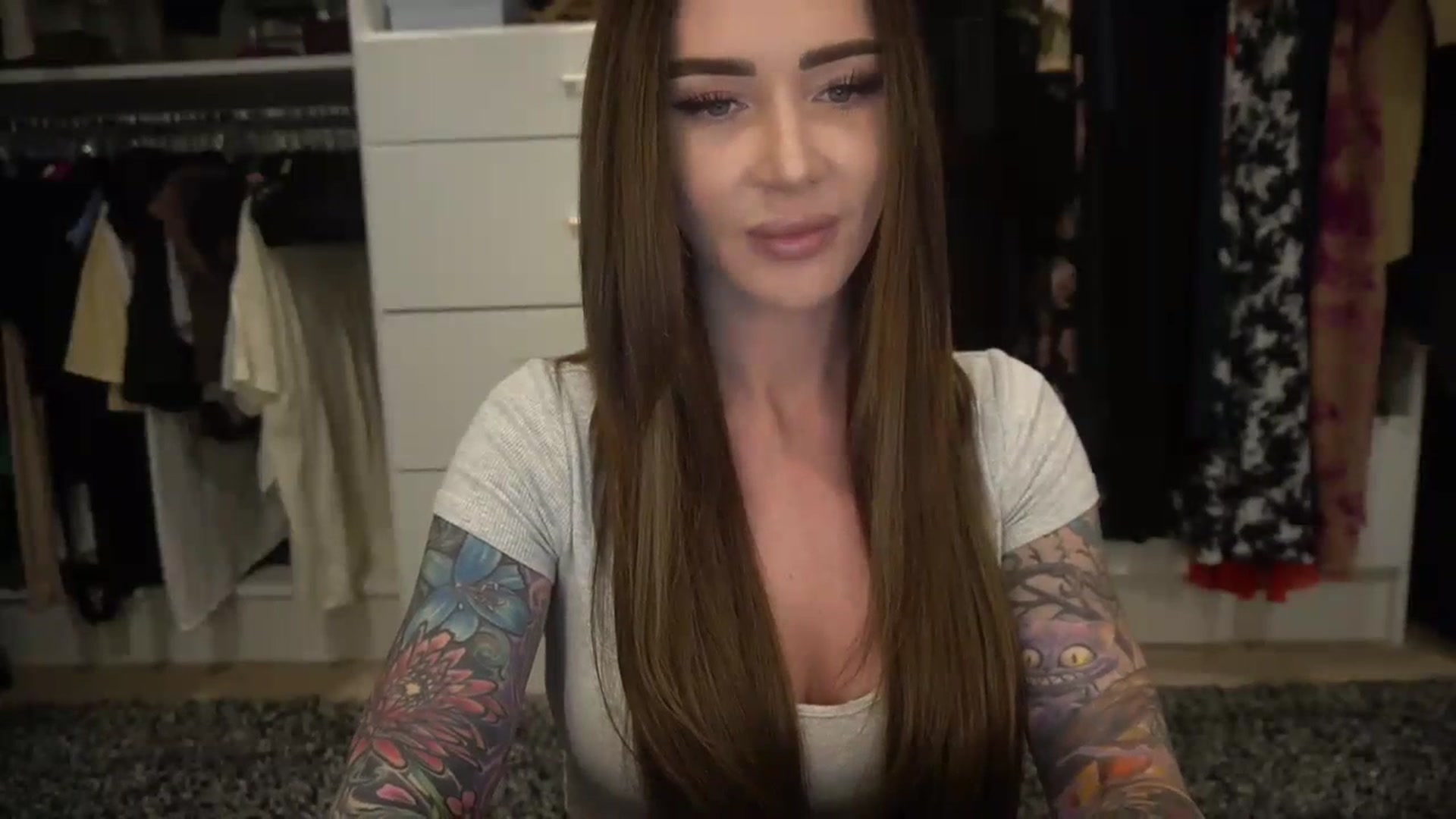 Gallery image thumbnail from VapePapi's myfreecams stream on, 11/12/2023, 21:24 image 16 of 20