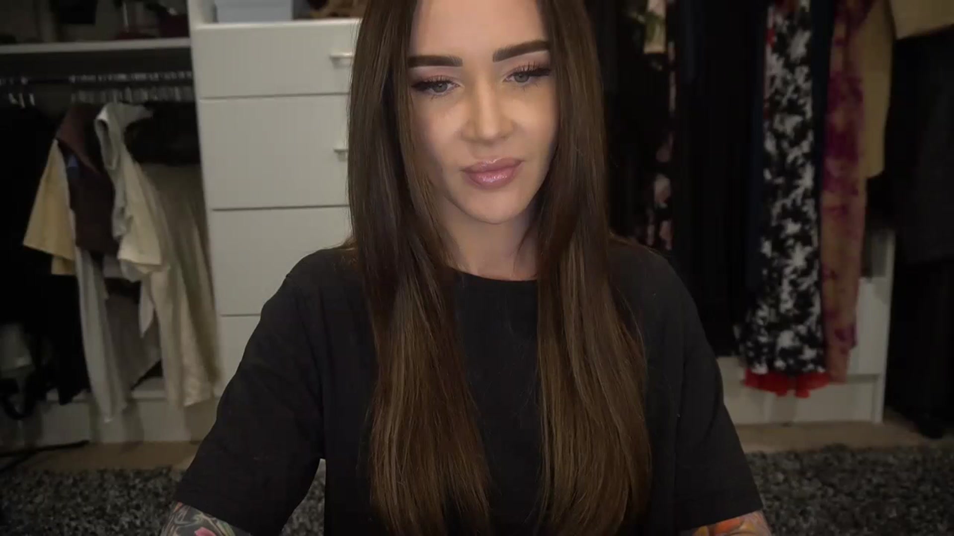 Gallery image thumbnail from VapePapi's myfreecams stream on, 11/21/2023, 22:57 image 1 of 20