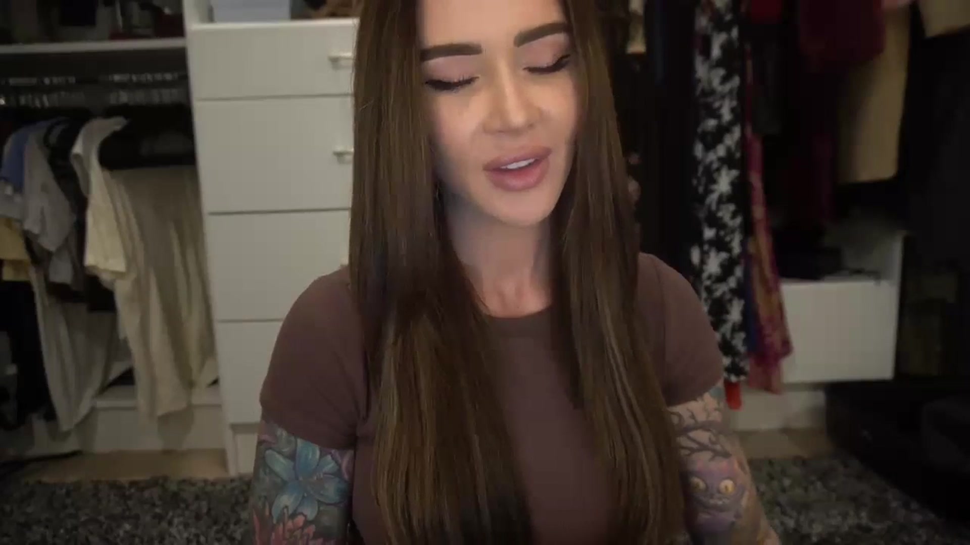 Gallery image thumbnail from VapePapi's myfreecams stream on, 11/22/2023, 22:50 image 20 of 20