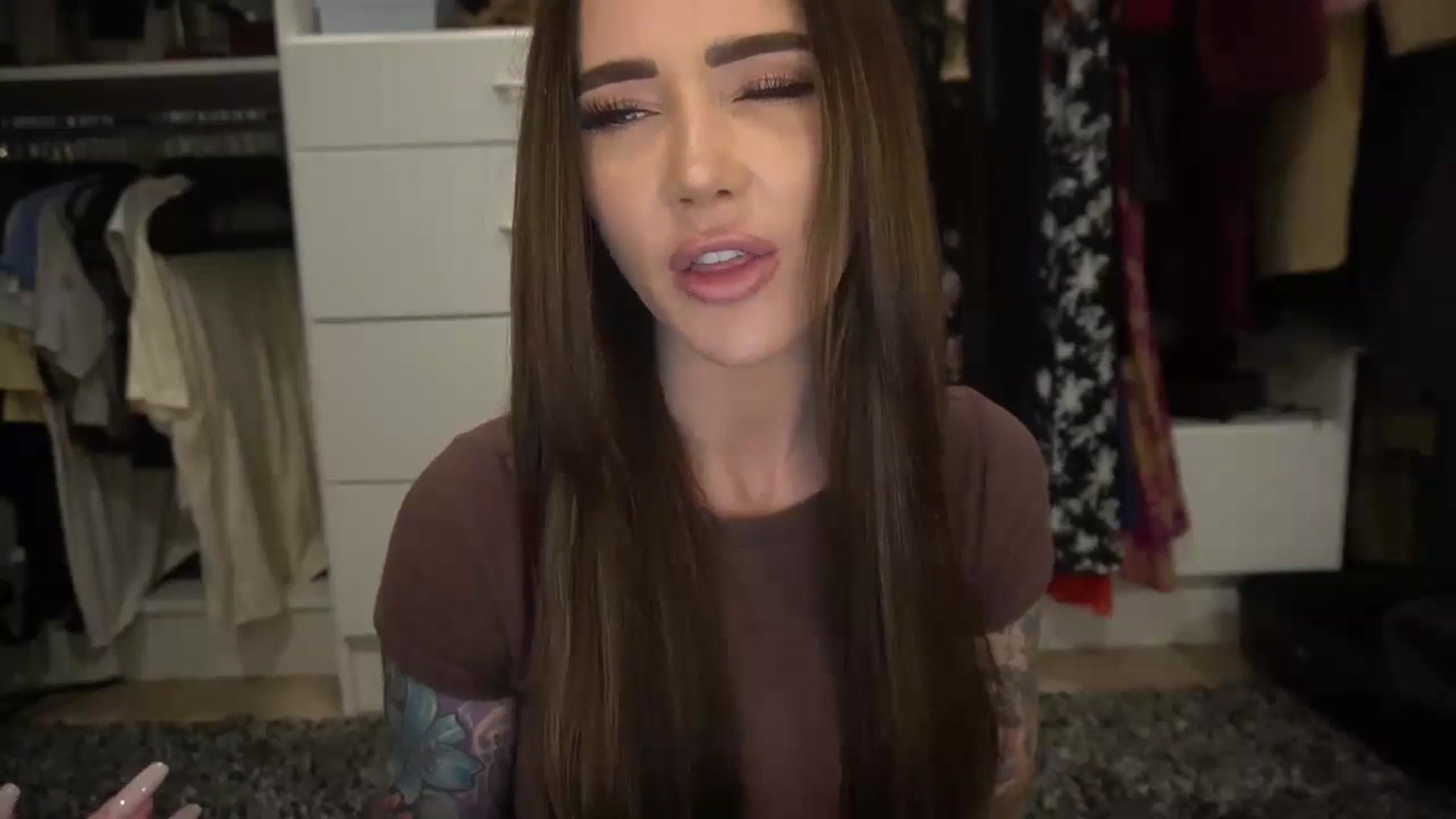 Gallery image thumbnail from VapePapi's myfreecams stream on, 11/22/2023, 22:50 image 19 of 20