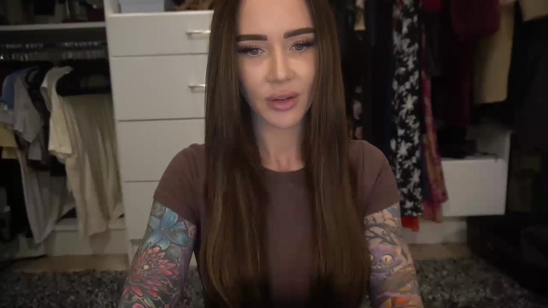 Gallery image thumbnail from VapePapi's myfreecams stream on, 11/22/2023, 22:50 image 14 of 20