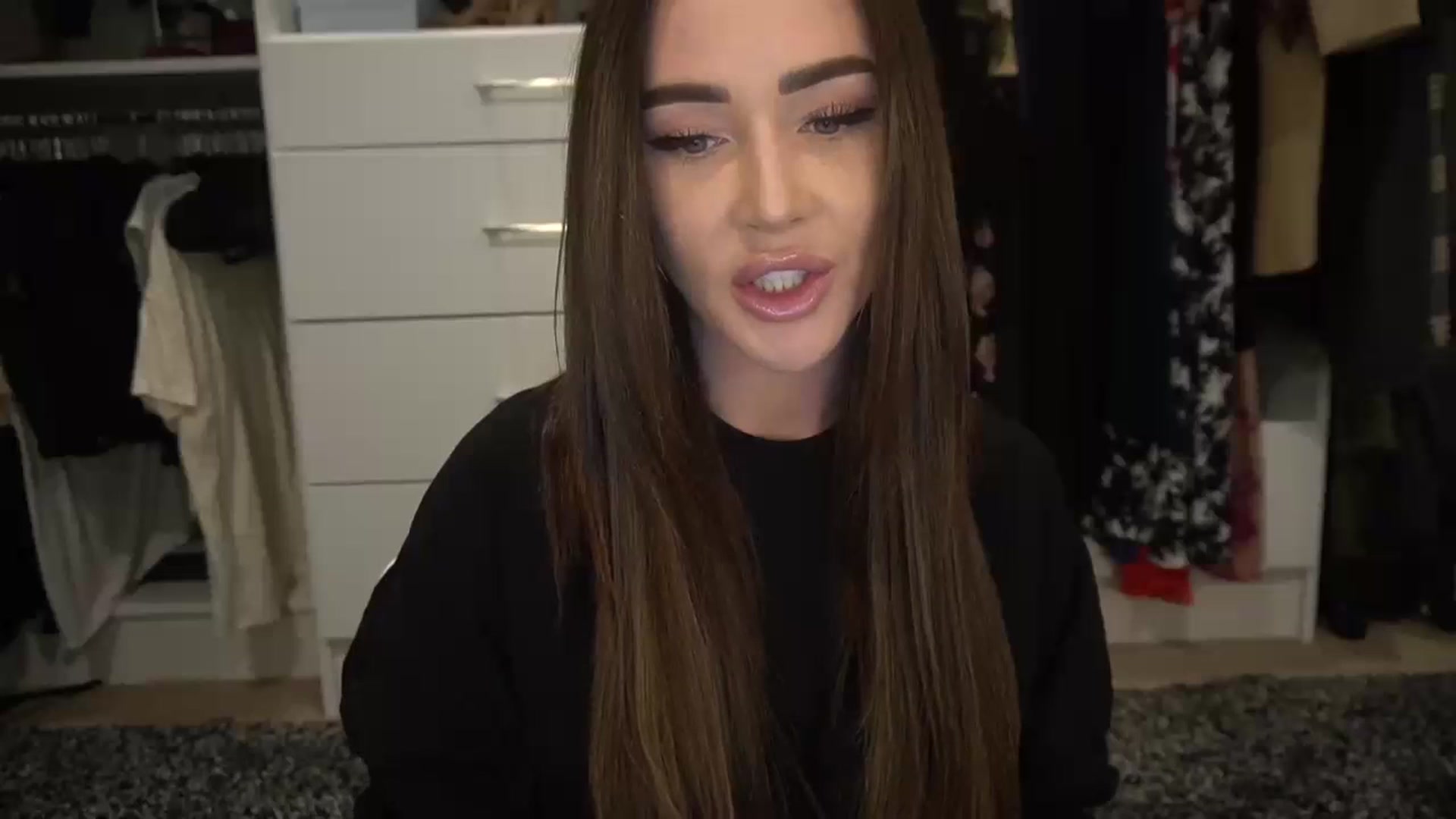 Gallery image thumbnail from VapePapi's myfreecams stream on, 11/28/2023, 23:04 image 19 of 20