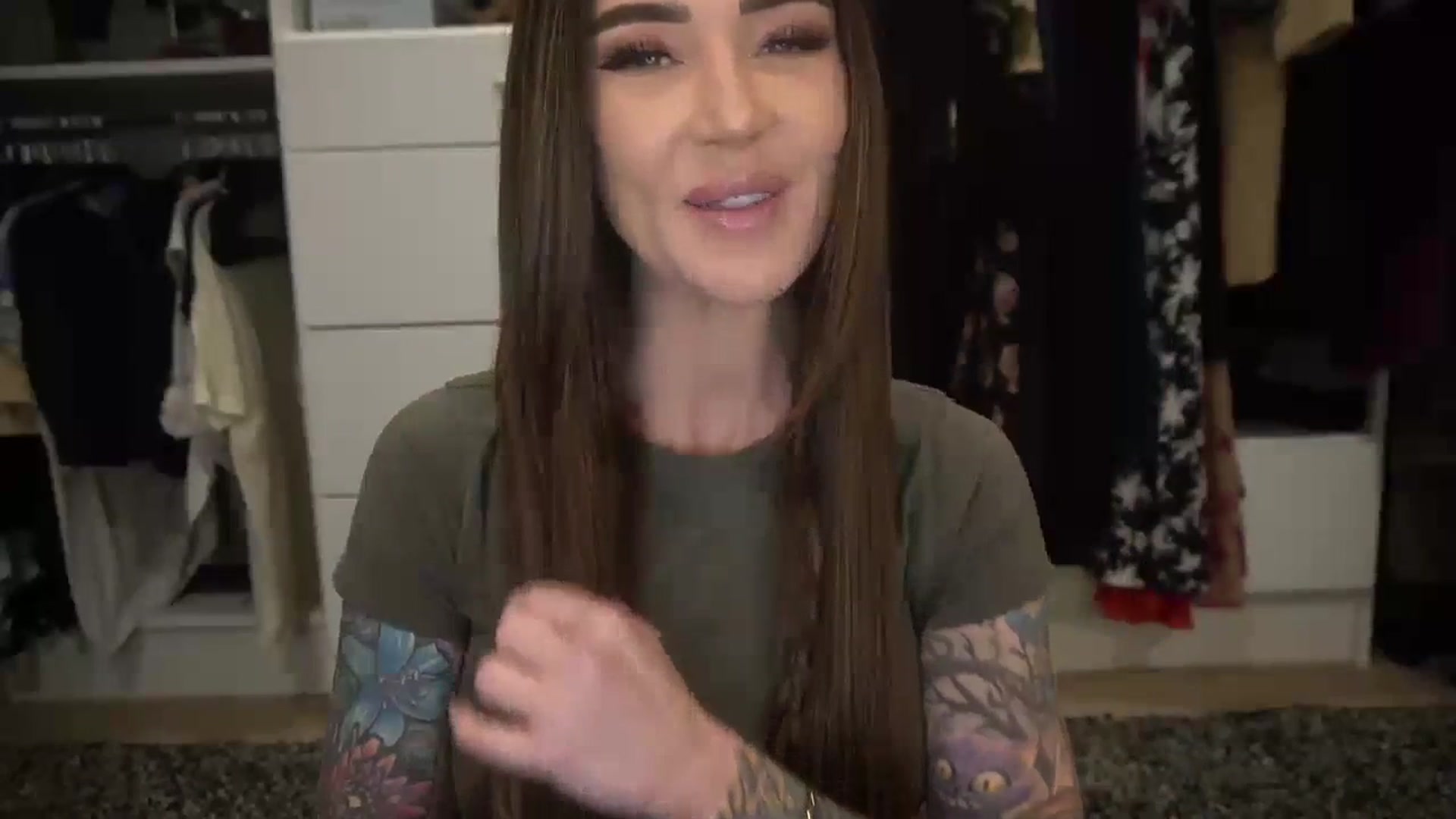Gallery image thumbnail from VapePapi's myfreecams stream on, 12/03/2023, 20:53 image 3 of 20