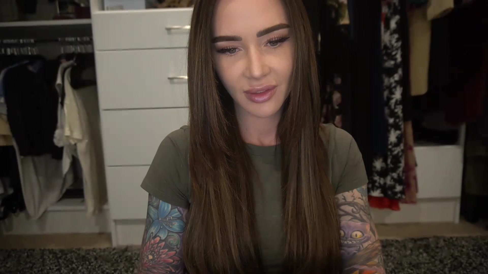 Gallery image thumbnail from VapePapi's myfreecams stream on, 12/03/2023, 20:53 image 14 of 20