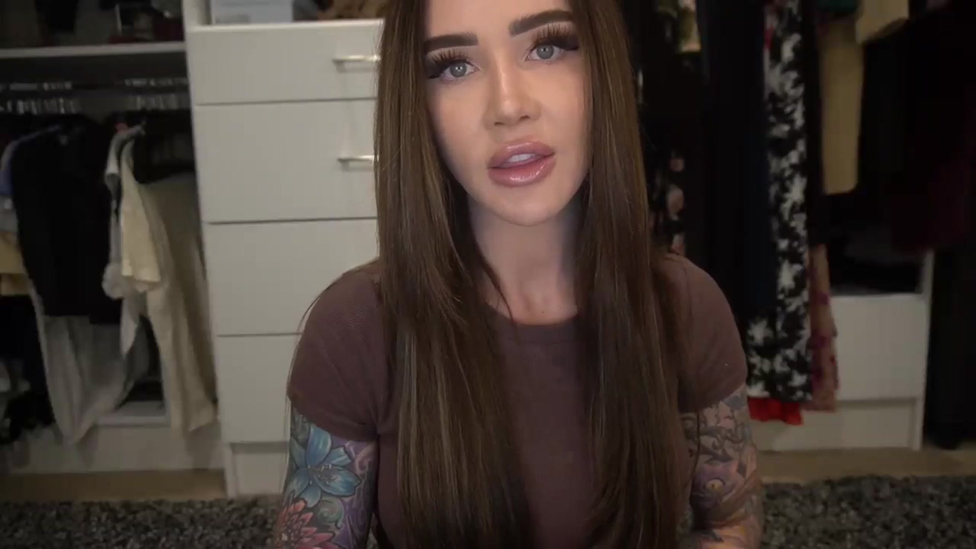 Gallery image thumbnail from VapePapi's myfreecams stream on, 12/04/2023, 22:49 image 7 of 20
