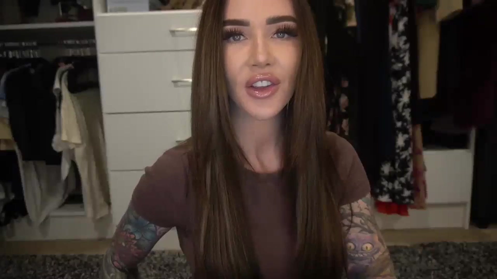 Gallery image thumbnail from VapePapi's myfreecams stream on, 12/04/2023, 22:49 image 13 of 20