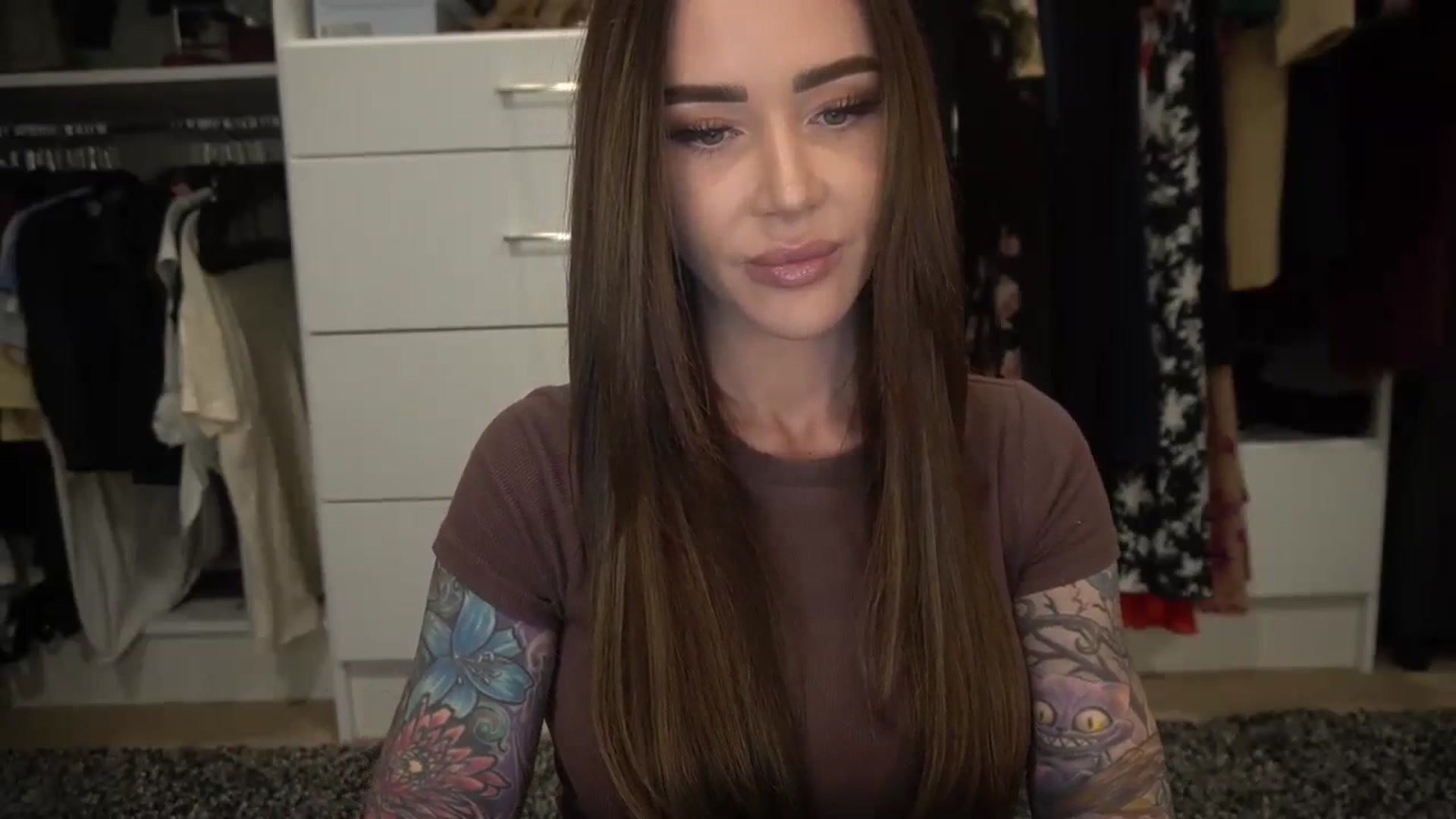 Gallery image thumbnail from VapePapi's myfreecams stream on, 12/04/2023, 22:49 image 20 of 20