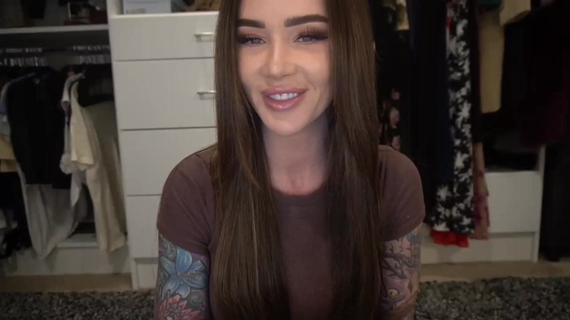 Gallery image thumbnail from VapePapi's myfreecams stream on, 12/04/2023, 22:49 image 1 of 20