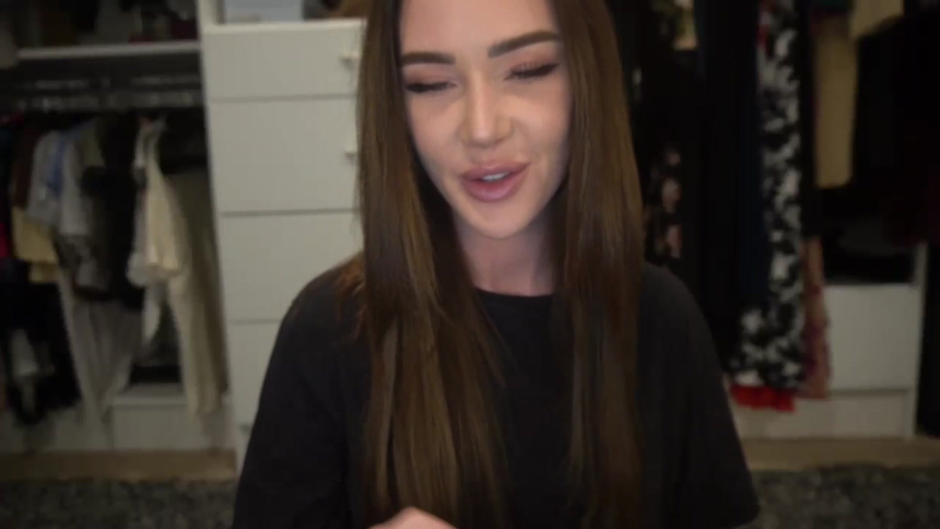 Gallery image thumbnail from VapePapi's myfreecams stream on, 12/07/2023, 23:02 image 6 of 20
