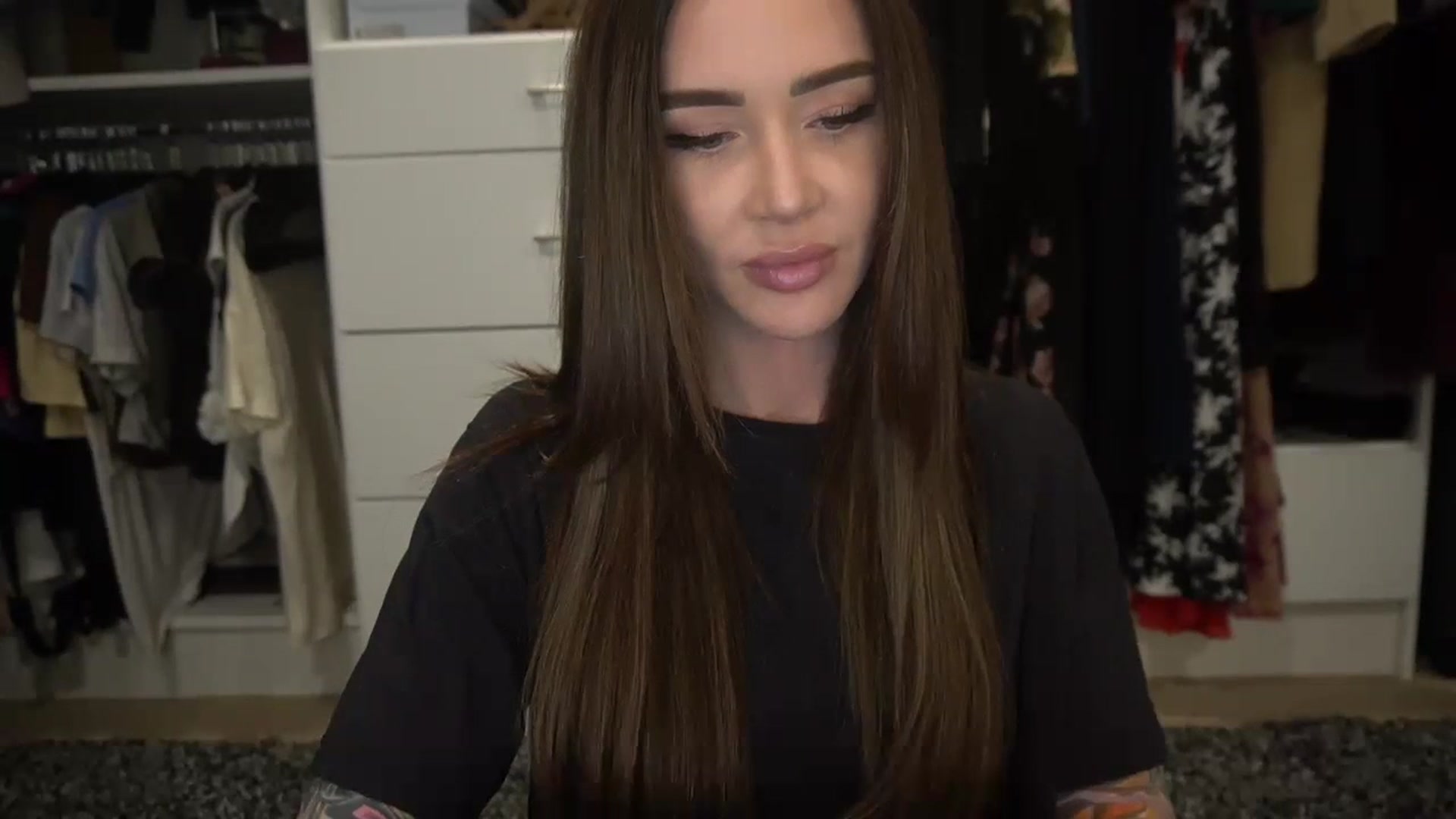 Gallery image thumbnail from VapePapi's myfreecams stream on, 12/07/2023, 23:02 image 18 of 20