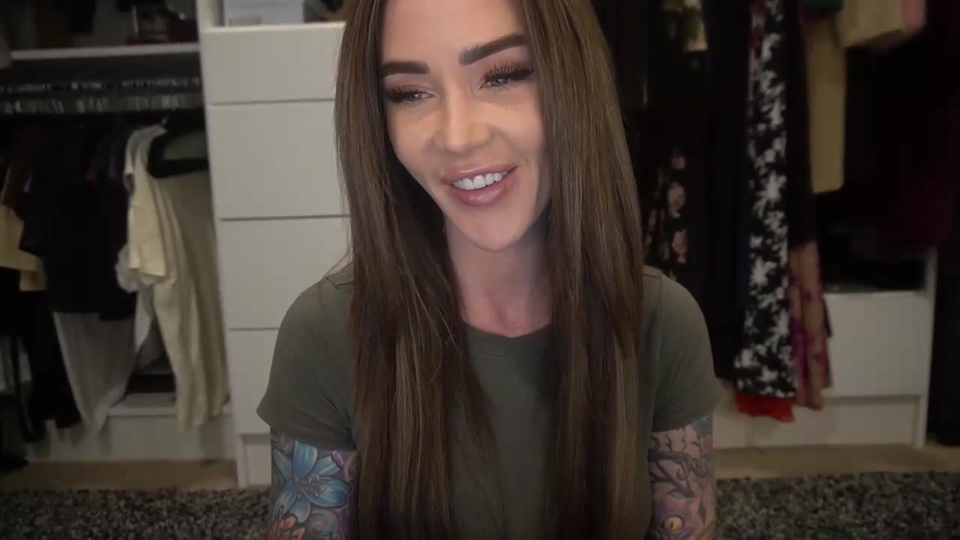 Gallery image thumbnail from VapePapi's myfreecams stream on, 12/20/2023, 22:46 image 4 of 20