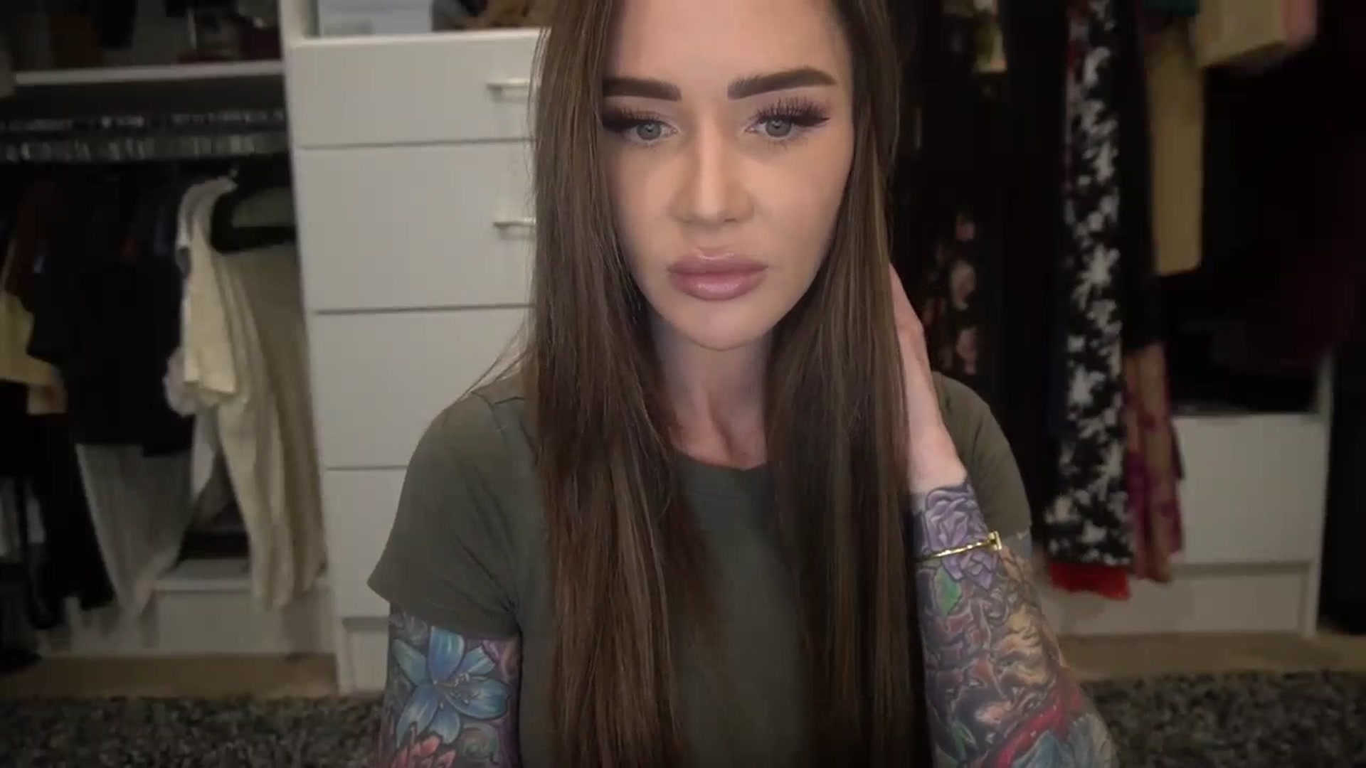 Gallery image thumbnail from VapePapi's myfreecams stream on, 12/20/2023, 22:46 image 5 of 20