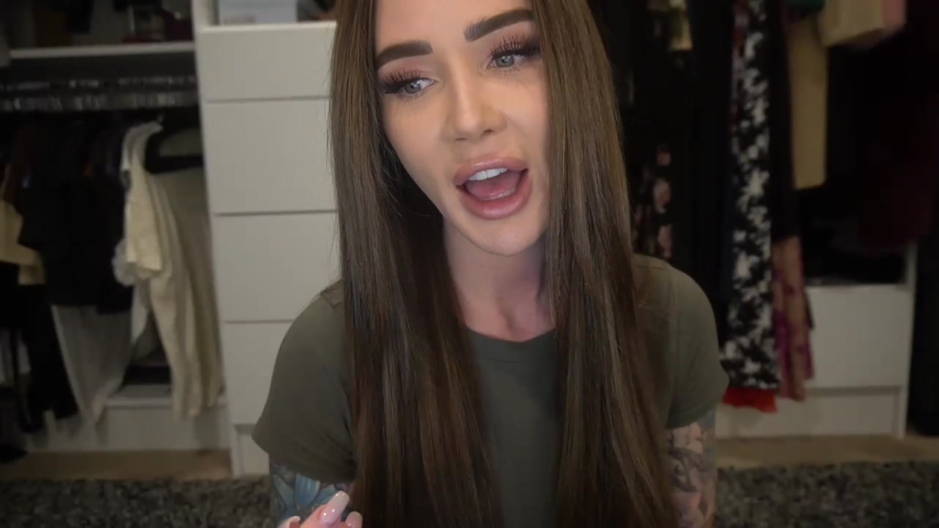 Gallery image thumbnail from VapePapi's myfreecams stream on, 12/20/2023, 22:46 image 20 of 20