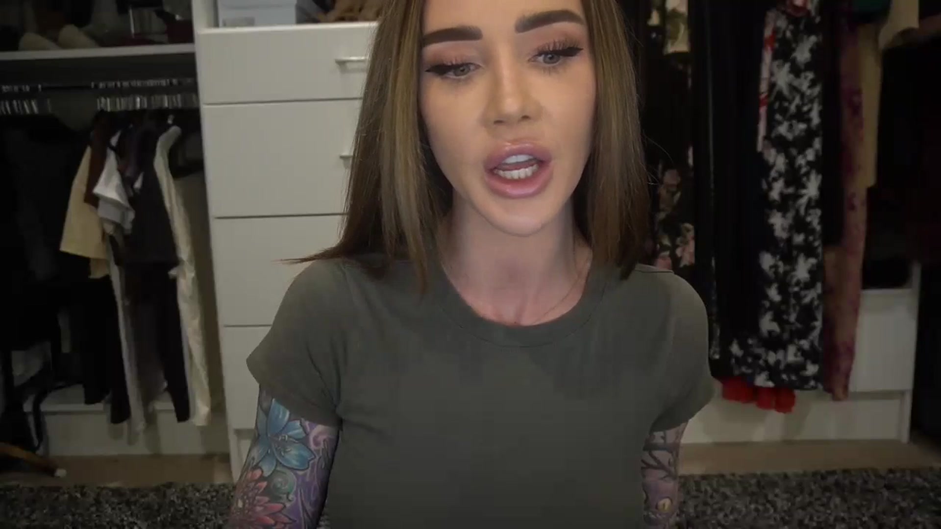 Gallery image thumbnail from VapePapi's myfreecams stream on, 01/05/2024, 22:58 image 13 of 20