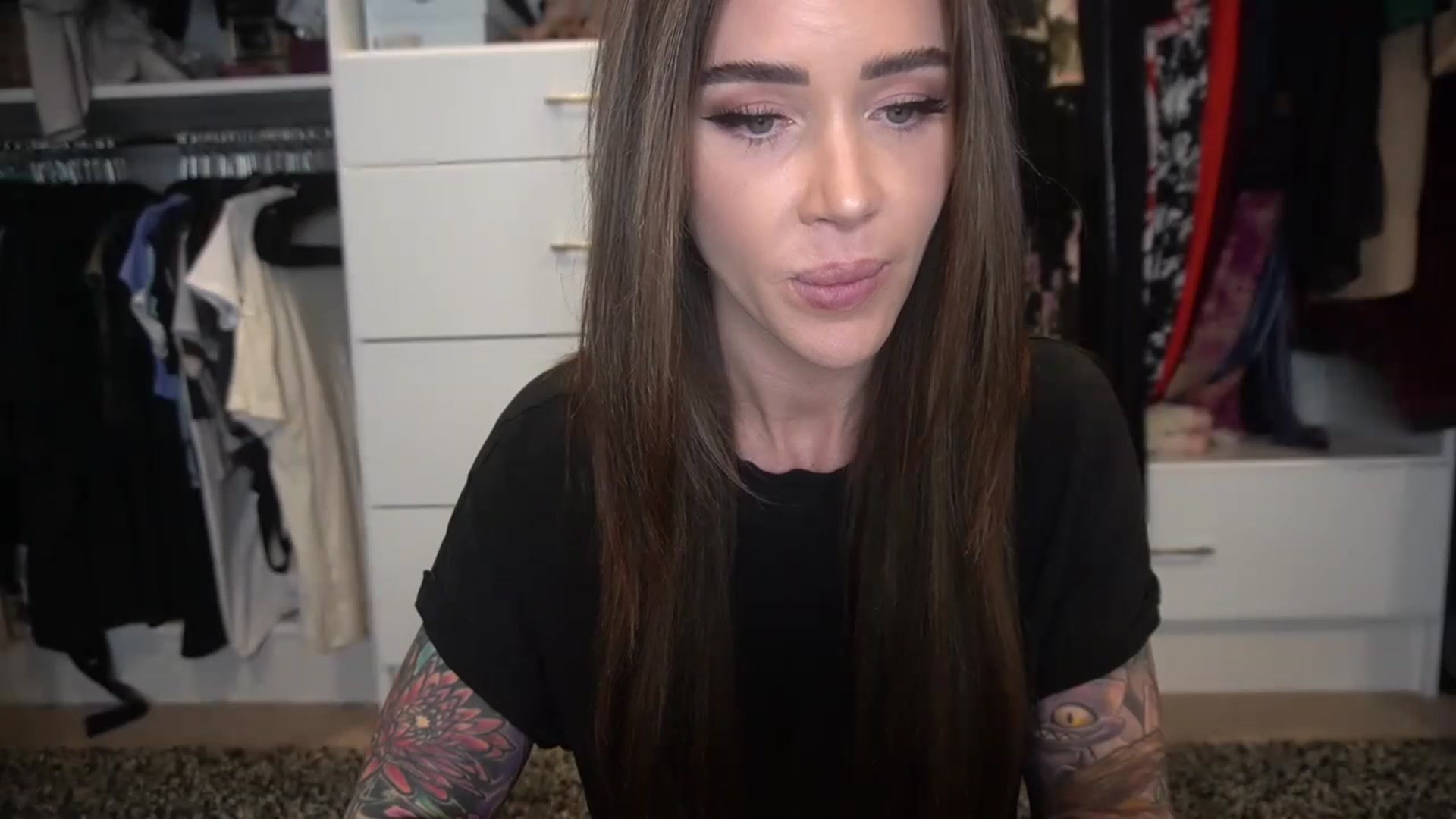 Gallery image thumbnail from VapePapi's myfreecams stream on, 01/23/2024, 21:41 image 13 of 20