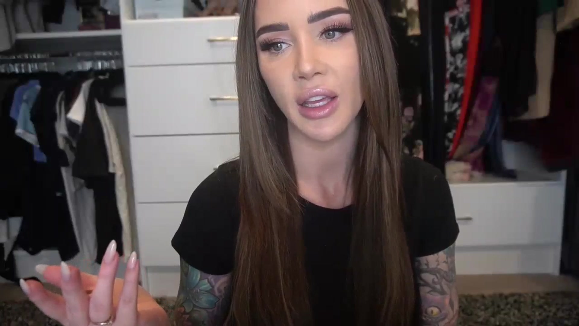 Gallery image thumbnail from VapePapi's myfreecams stream on, 01/28/2024, 20:58 image 9 of 20