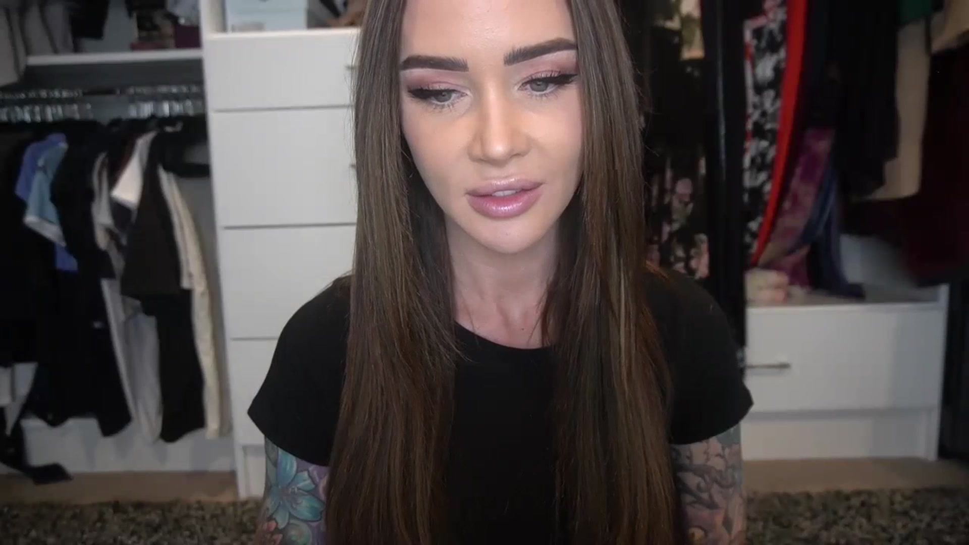 Gallery image thumbnail from VapePapi's myfreecams stream on, 01/28/2024, 20:58 image 16 of 20