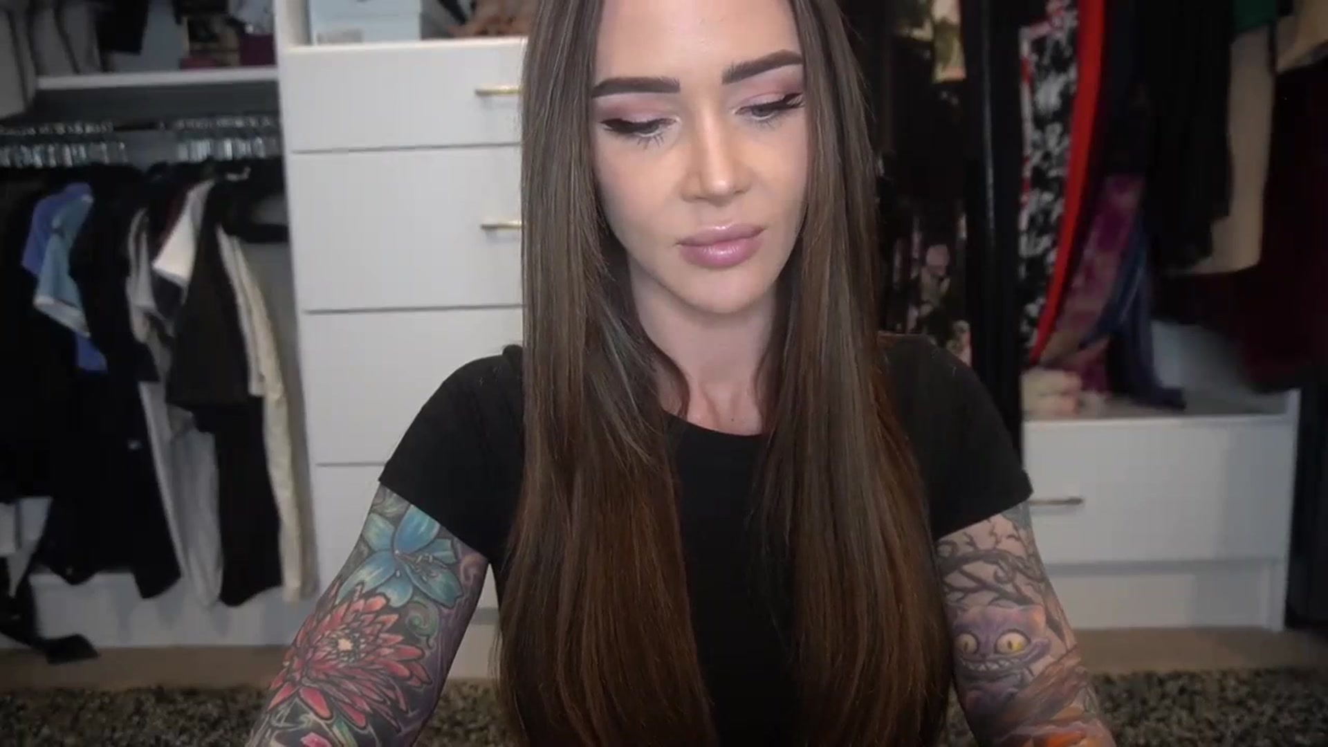Gallery image thumbnail from VapePapi's myfreecams stream on, 01/28/2024, 20:58 image 13 of 20