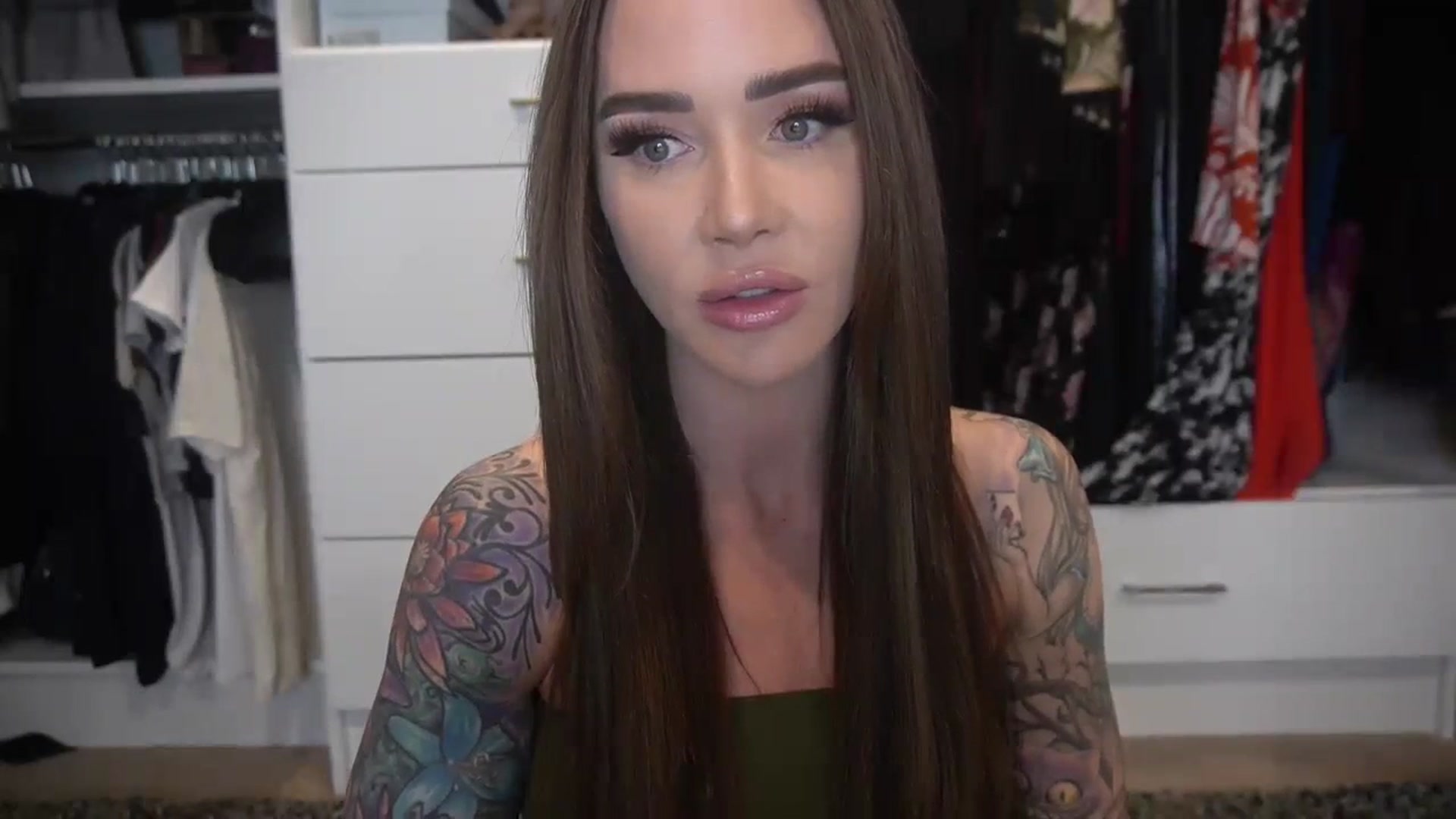 Gallery image thumbnail from VapePapi's myfreecams stream on, 02/19/2024, 22:44 image 7 of 20