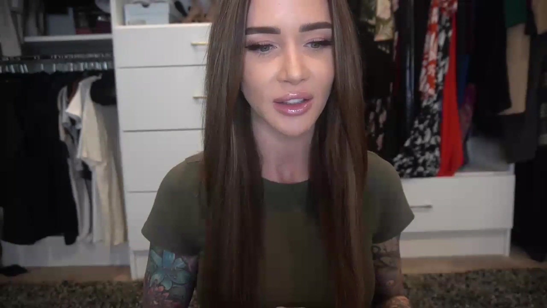 Gallery image thumbnail from VapePapi's myfreecams stream on, 02/28/2024, 21:42 image 4 of 20