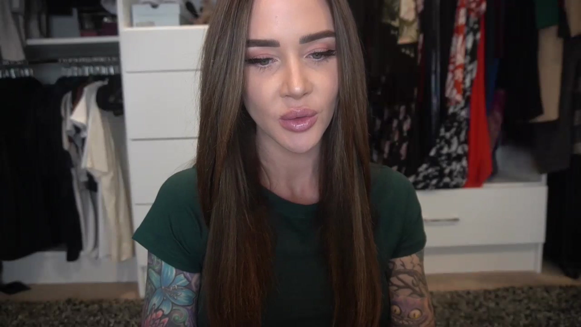 Gallery image thumbnail from VapePapi's myfreecams stream on, 03/01/2024, 22:54 image 14 of 20