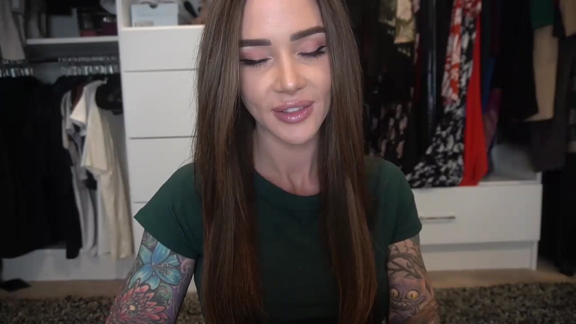Gallery image thumbnail from VapePapi's myfreecams stream on, 03/01/2024, 22:54 image 17 of 20